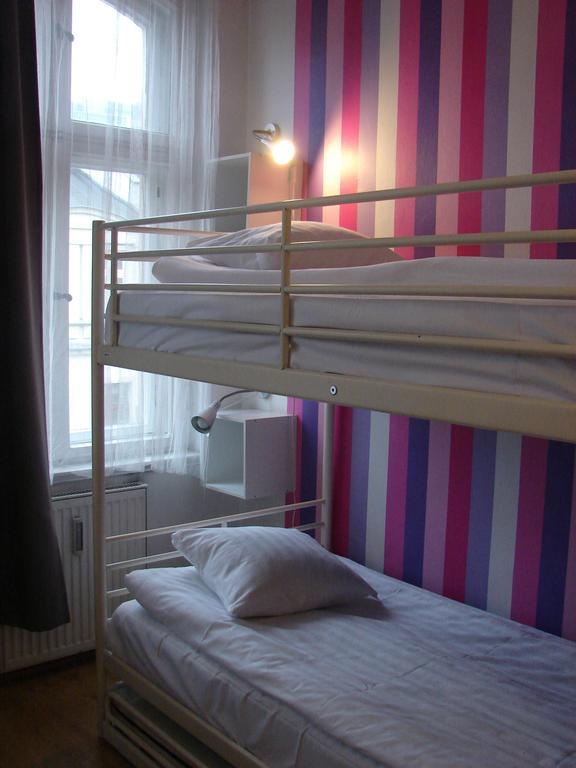 Blooms Boutique Hostel By Friendly Apartments * Poznan