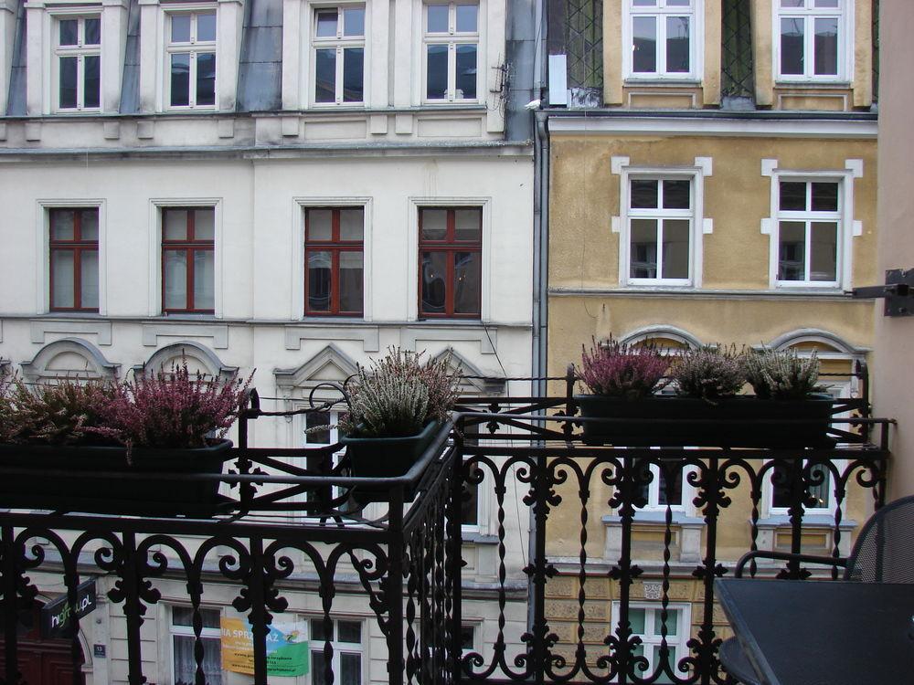 Blooms Boutique Hostel By Friendly Apartments
