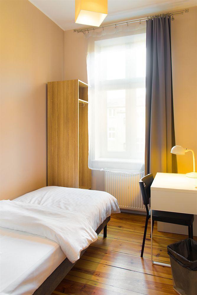 Blooms Boutique Hostel By Friendly Apartments Hostel *
