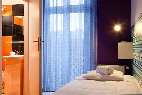 Hostel Blooms Boutique Hostel By Friendly Apartments *