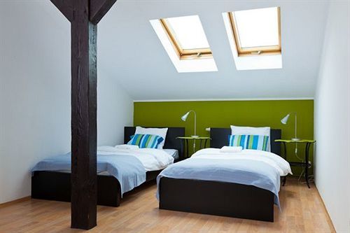 Blooms Boutique Hostel By Friendly Apartments