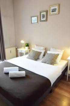 Blooms Boutique Hostel By Friendly Apartments * Poznan